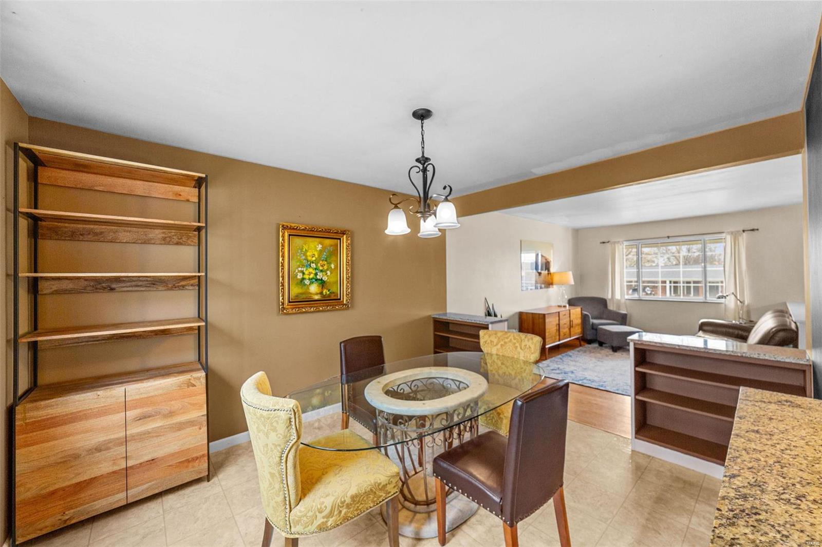 41 Hillcrest Boulevard Ballwin, MO 63021 - Photo 9 of 35