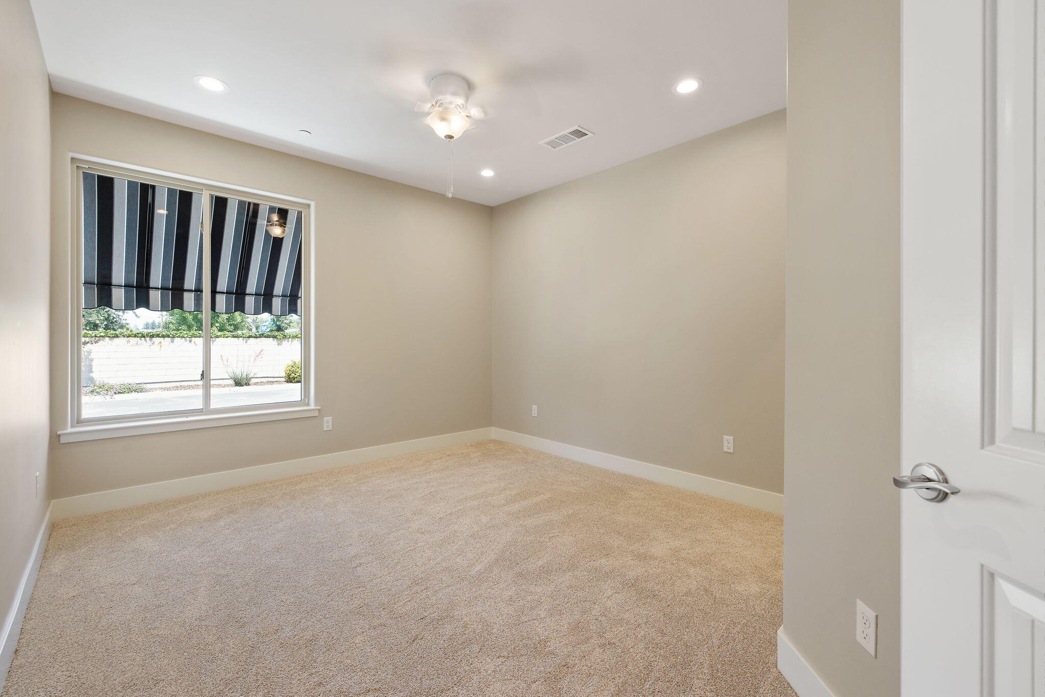 546 Little Lane Exeter, CA 93221 - Photo 33 of 41 33-web-or-mls-713A2453