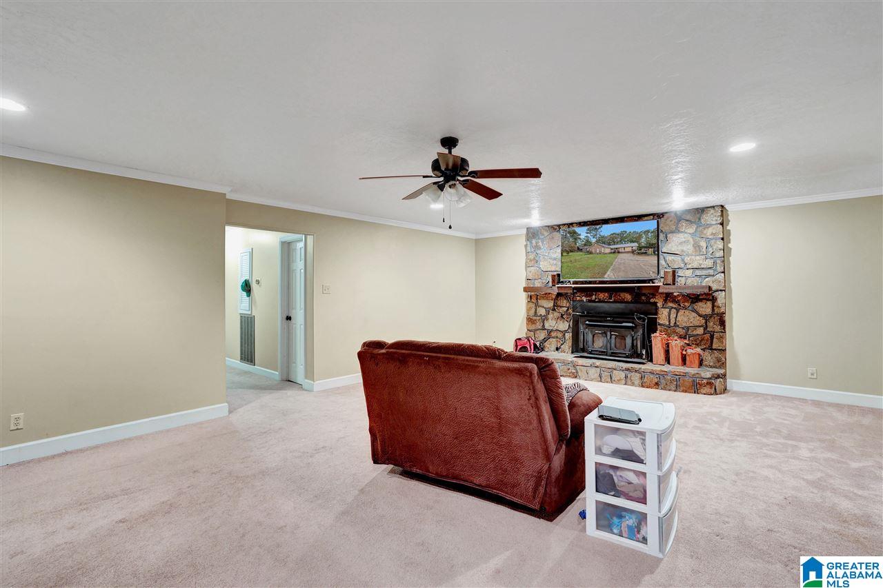 119 Windy Hill Road Rainbow City, AL 35906 - Photo 6 of 35