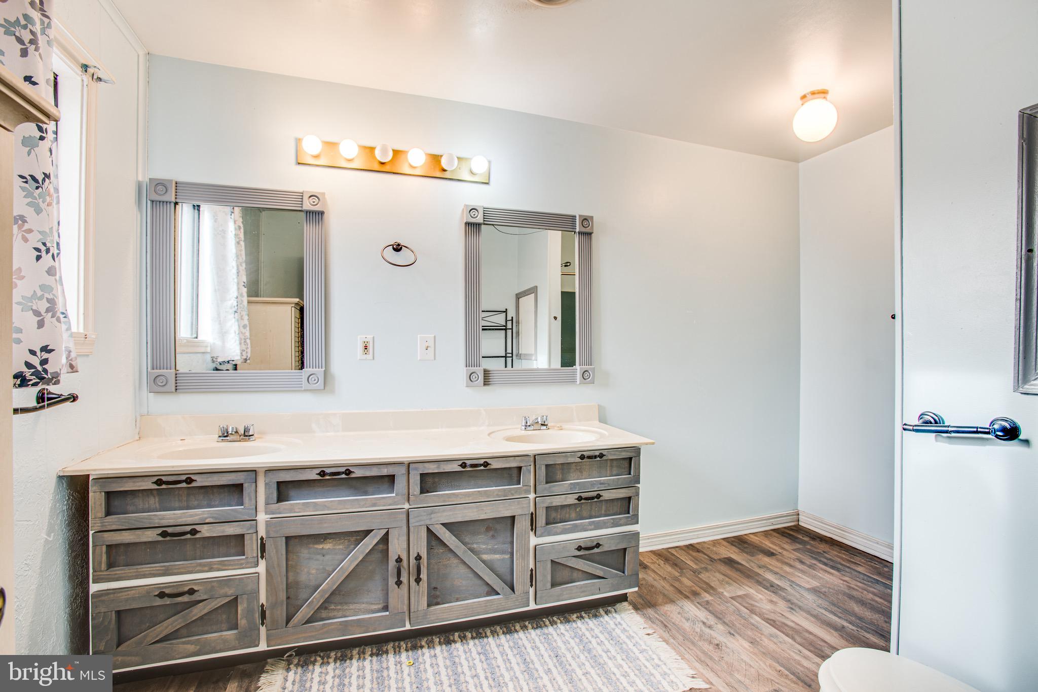 4000 Shepherds Road Partlow, VA 22534 - Photo 20 of 52 Primary bathroom