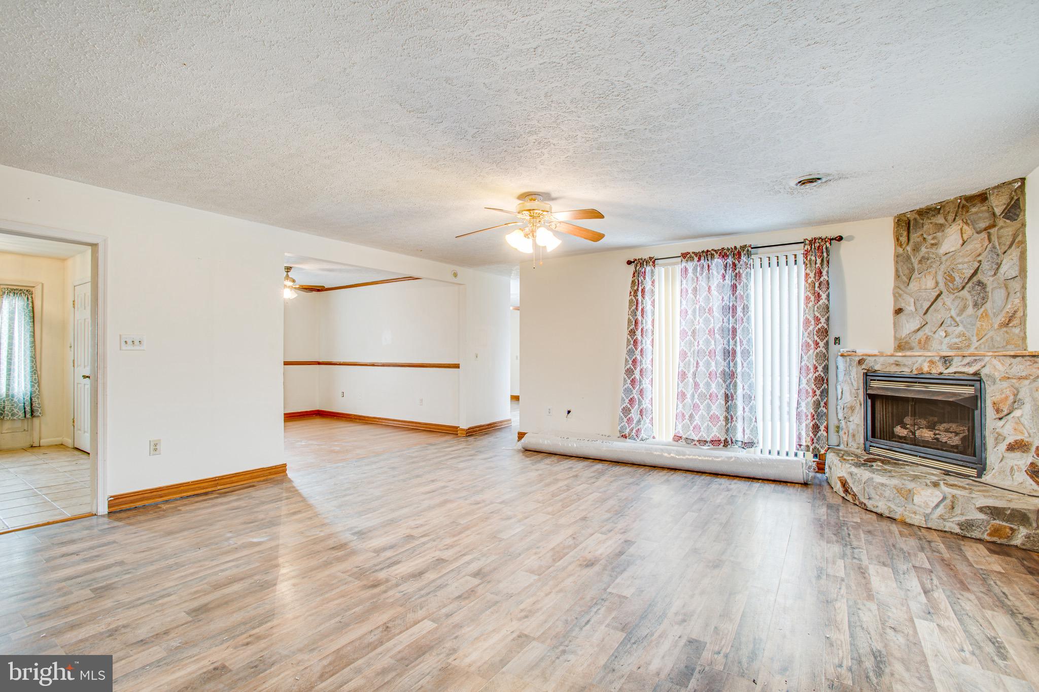 4000 Shepherds Road Partlow, VA 22534 - Photo 8 of 52 Family room