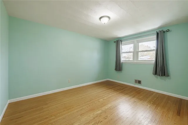 $189,900 | 15 Kennedy Circle, Irondequoit, NY 14609