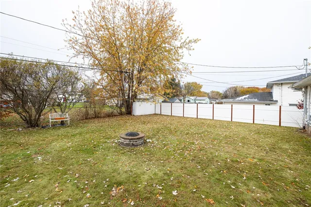 $189,900 | 15 Kennedy Circle, Irondequoit, NY 14609