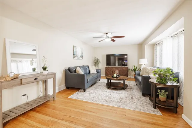 $189,900 | 15 Kennedy Circle, Irondequoit, NY 14609