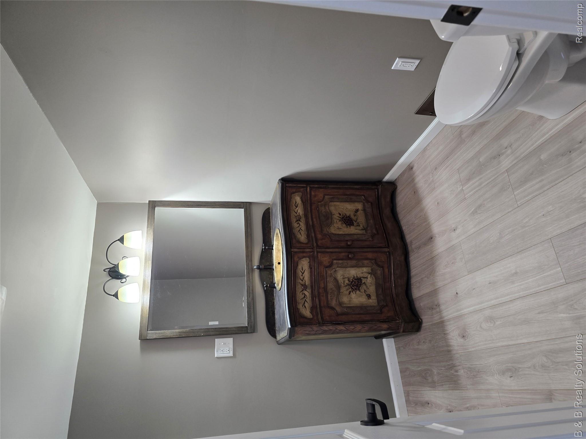 1962 Biebel Road Caro, MI 48723 - Photo 10 of 22 1962 Biebel rd- Bathroom 3.jpg