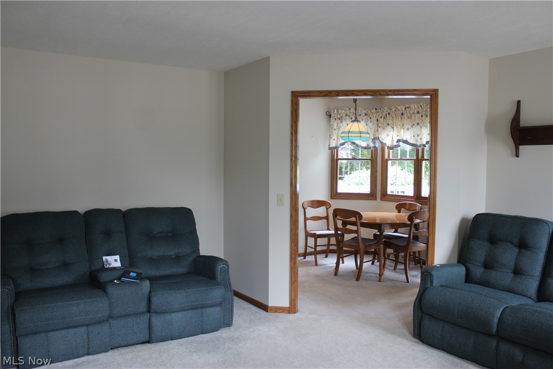 1835 Summerchase Road Northeast Canton, OH 44721 - Photo 3 of 35 Gallery Image 3