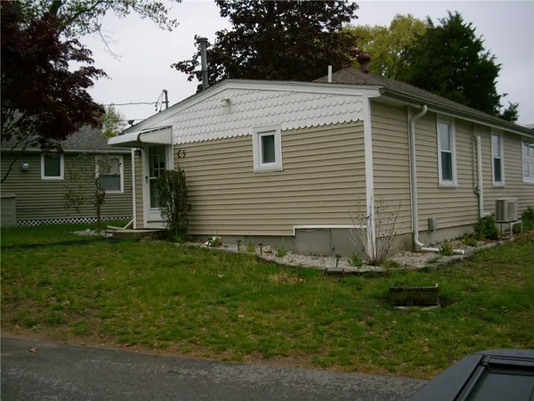 $299,900 | 600 Cole Farm Road, Warwick, RI 02889