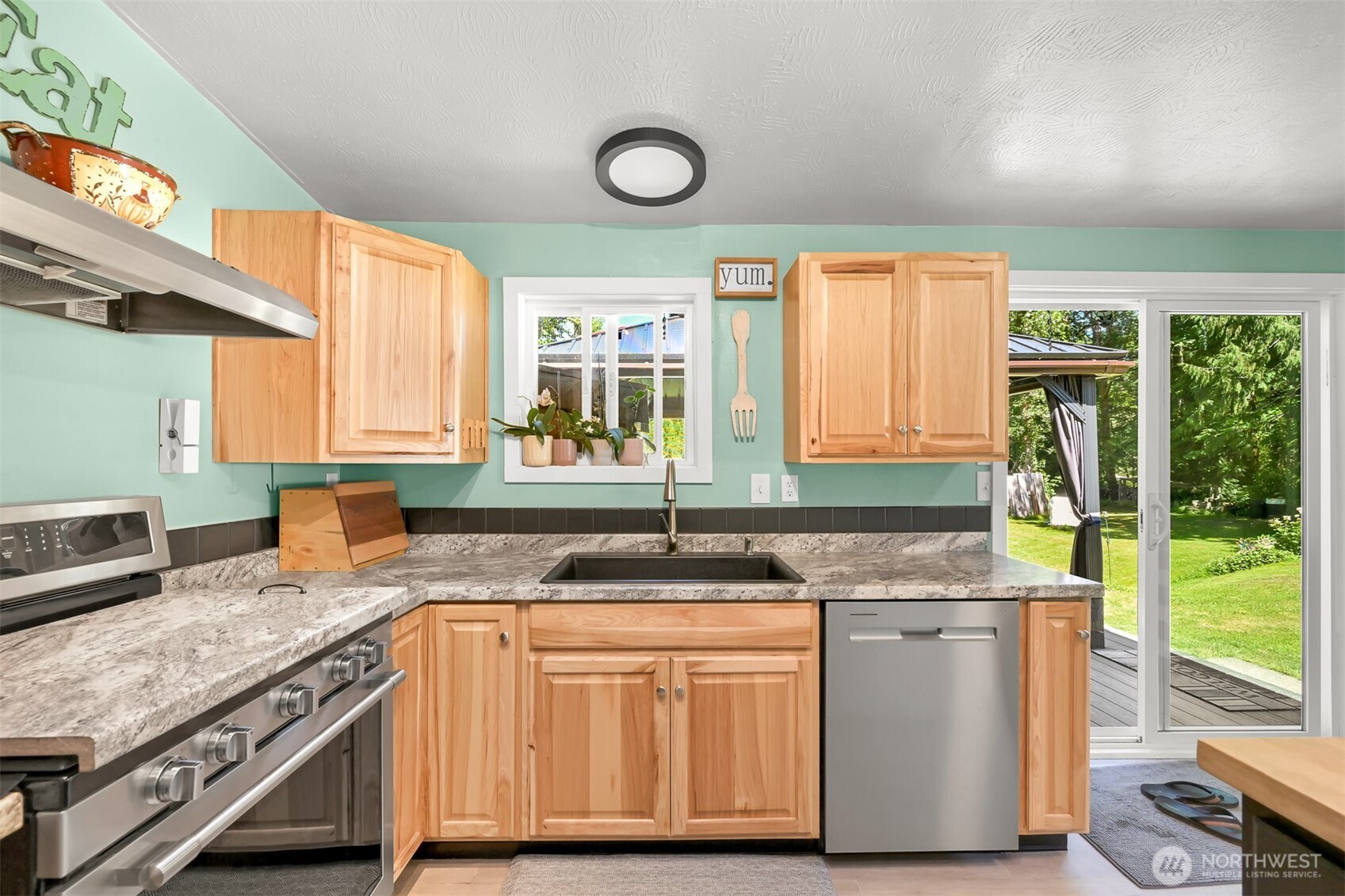 6070 Saxon Road Acme, WA 98220 - Photo 17 of 40