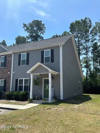 $1,700 | 163 Lincoln Pl Circle, Leland, NC 28451