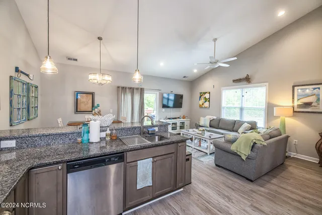 $1,750 | 163 Lincoln Pl Circle, Leland, NC 28451