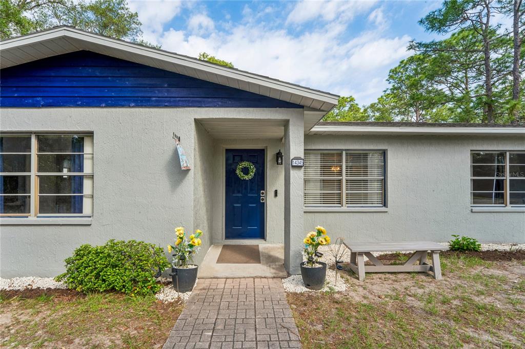 14345 Missouri Skylark Road Weeki Wachee, FL 34614 - Photo 4 of 46