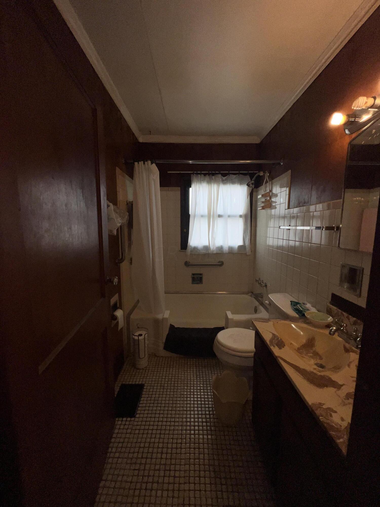 2611 Howey Road Columbus, OH 43211 - Photo 21 of 48 IMG_7931