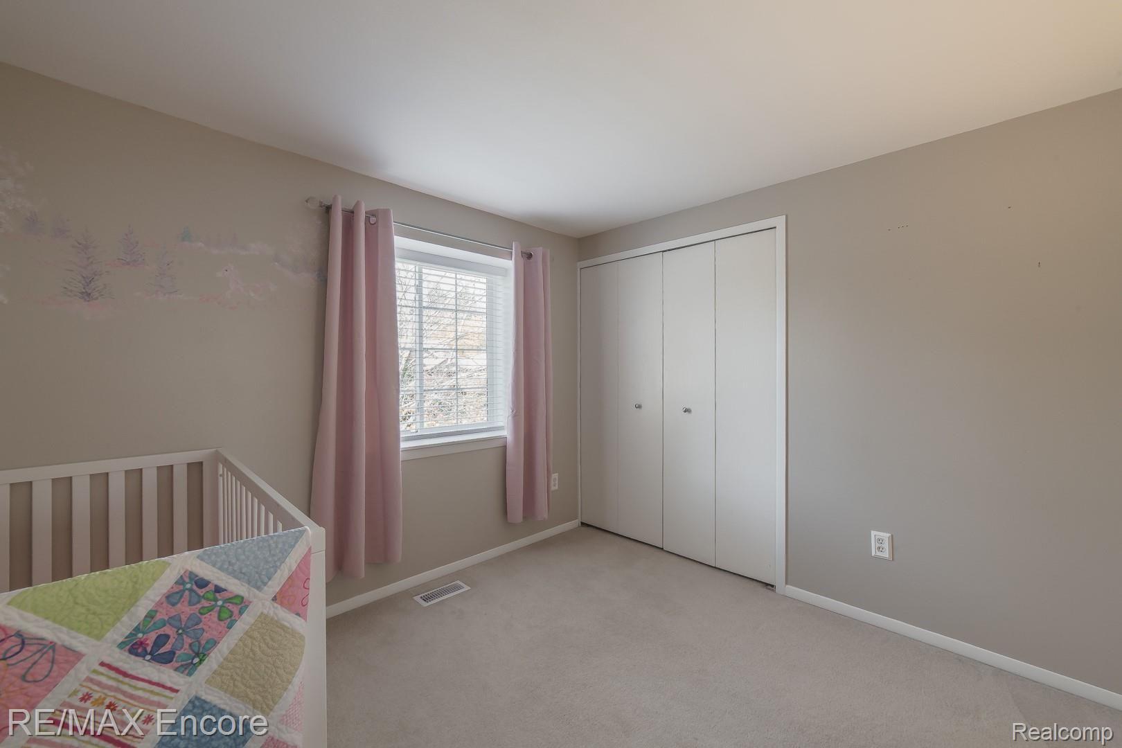 2025 Avonstoke Road Rochester, MI 48307 - Photo 29 of 47 2025 Avonstroke-26.jpg