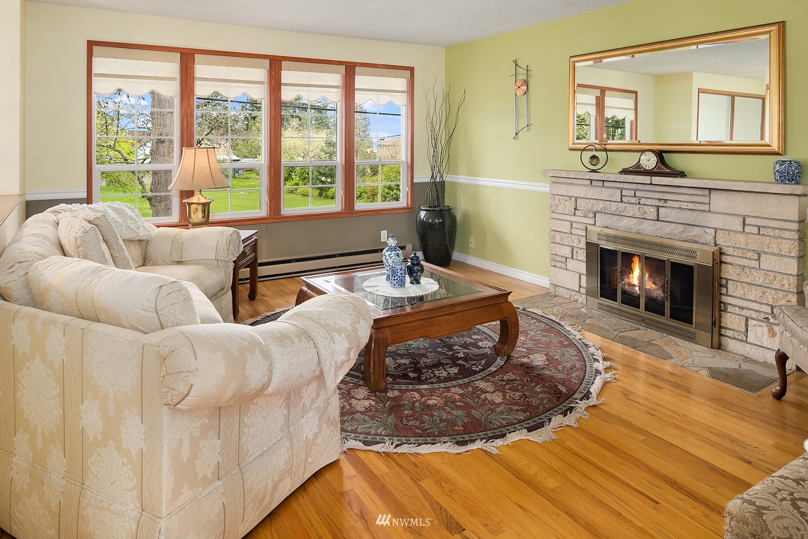 7127 176th Place Southwest Edmonds, WA 98026 - Photo 4 of 25 Gallery Image 4