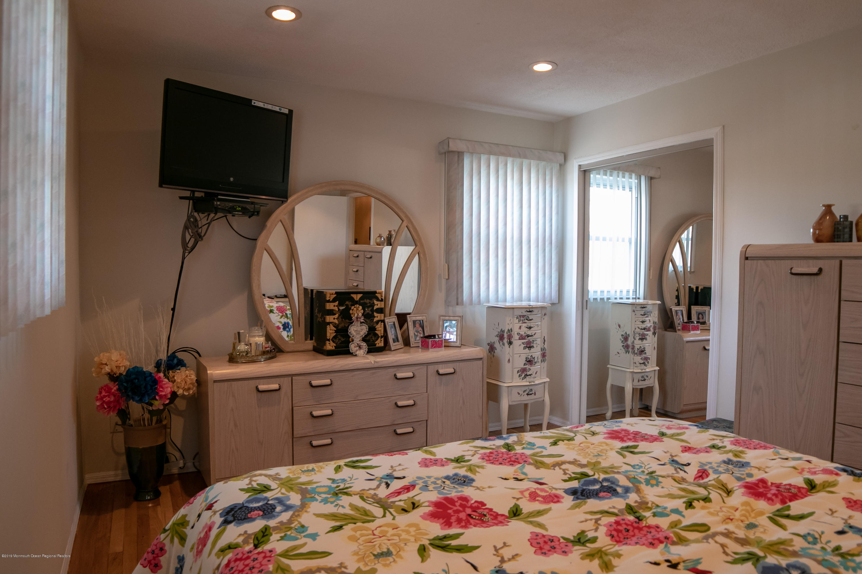 110 Darien Road Howell, NJ 07731 - Photo 13 of 30 IMG_2416