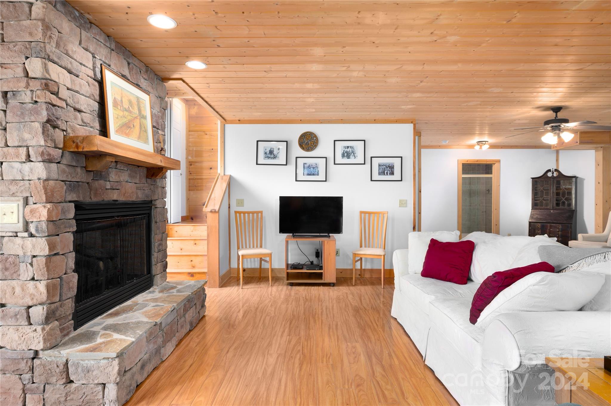 84 Back River Trail Marshall, NC 28753 - Photo 15 of 26