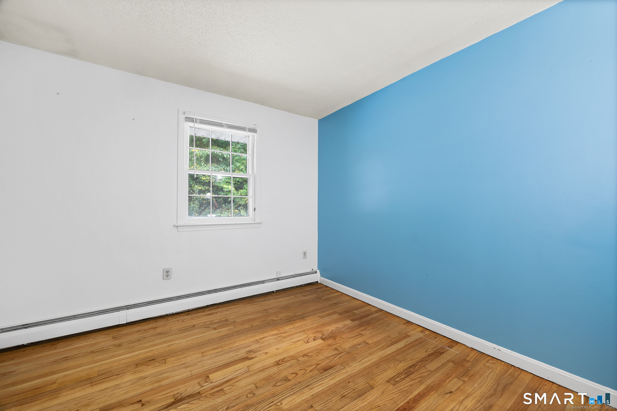 192 Leffingwell Road Montville, CT 06382 - Photo 11 of 19