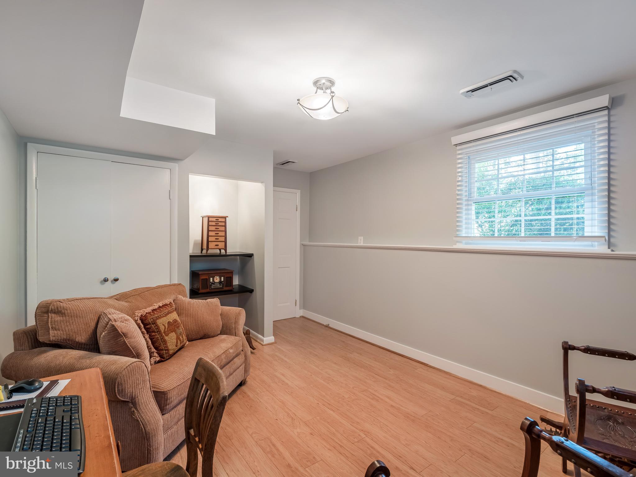 8702 Bradgate Road Alexandria, VA 22308 - Photo 22 of 37 Gallery Image 22