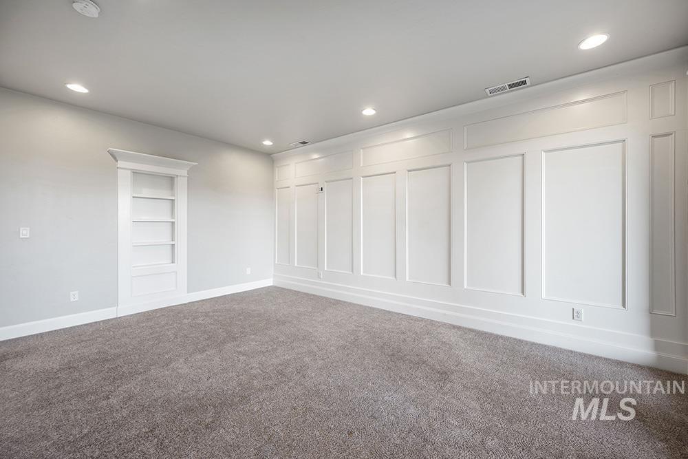 844 South Lake Pointe Way Eagle, ID 83616 - Photo 18 of 38