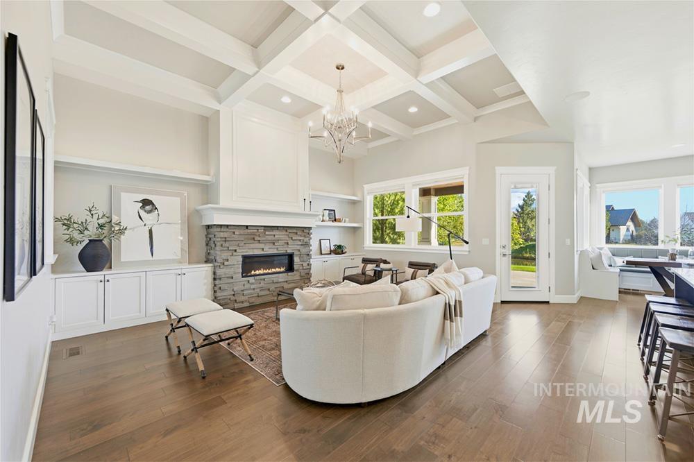 844 South Lake Pointe Way Eagle, ID 83616 - Photo 4 of 38