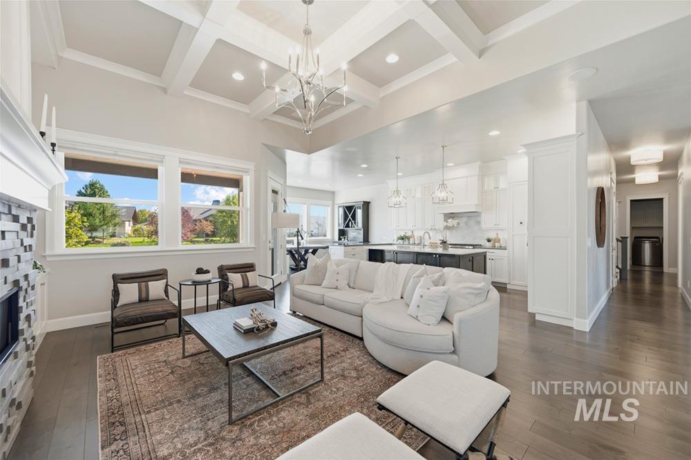 844 South Lake Pointe Way Eagle, ID 83616 - Photo 5 of 38