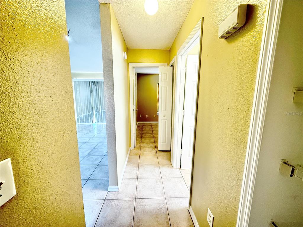 4695 Prairie Point Boulevard Kissimmee, FL 34746 - Photo 19 of 27 a view of a bathroom