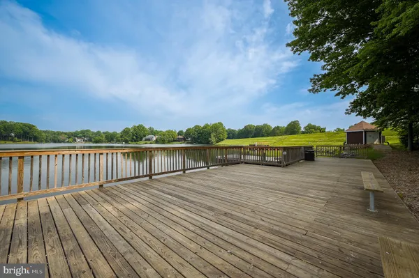 $689,990 | 15009 Woodglen Court, Dumfries, VA 22025