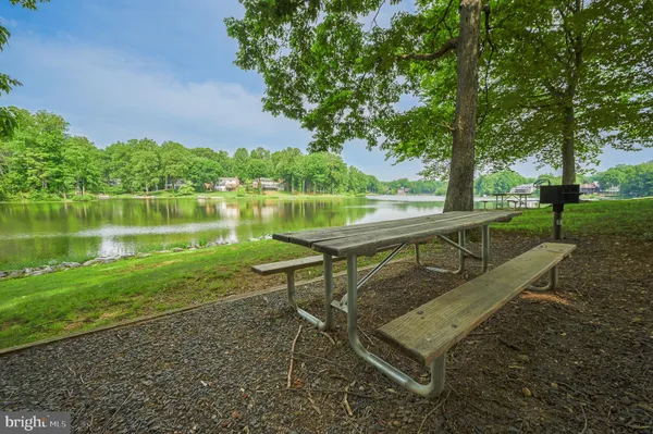 $689,990 | 15009 Woodglen Court, Dumfries, VA 22025