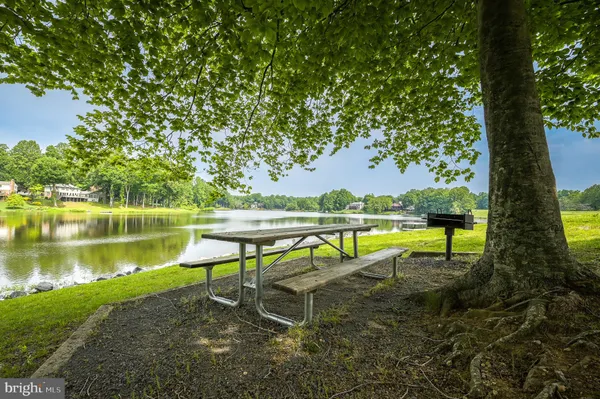 $689,990 | 15009 Woodglen Court, Dumfries, VA 22025