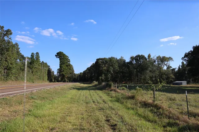a view of an outdoor space and yard
