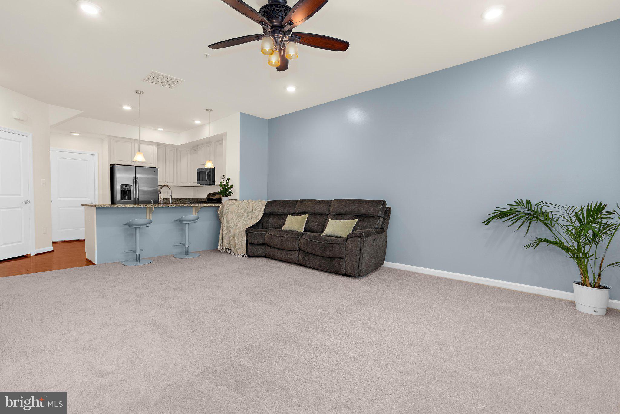 8016 Orchard Grove Road Odenton, MD 21113 - Photo 4 of 52 Living Room