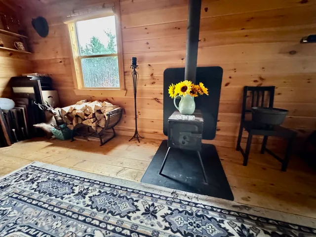 $79,900 | 194 Hurd Road, Burlington, ME 04417