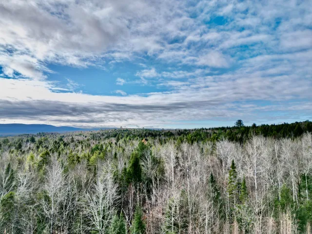 $79,900 | 194 Hurd Road, Burlington, ME 04417