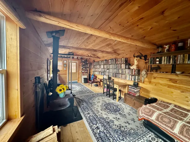 $79,900 | 194 Hurd Road, Burlington, ME 04417