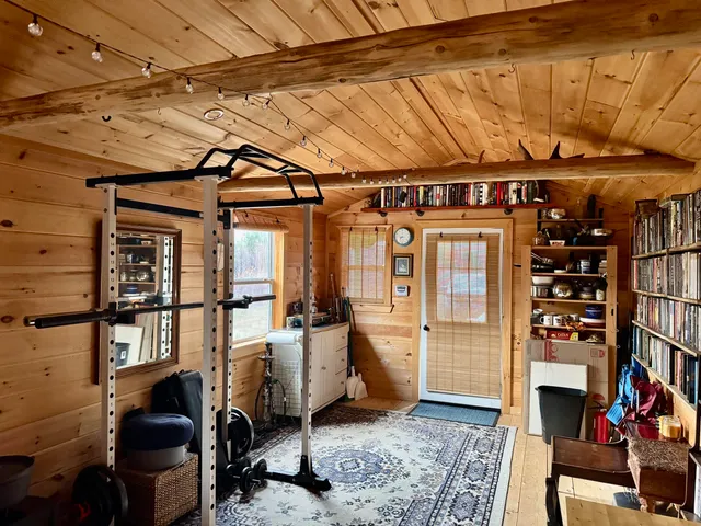 $79,900 | 194 Hurd Road, Burlington, ME 04417