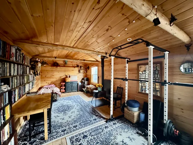 $79,900 | 194 Hurd Road, Burlington, ME 04417