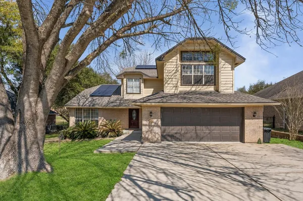 $2,650 | 228 April Waters Drive West, Conroe, TX 77356