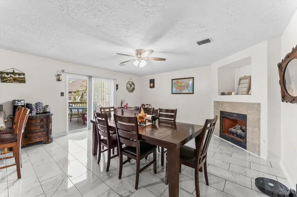 $2,650 | 228 April Waters Drive West, Conroe, TX 77356