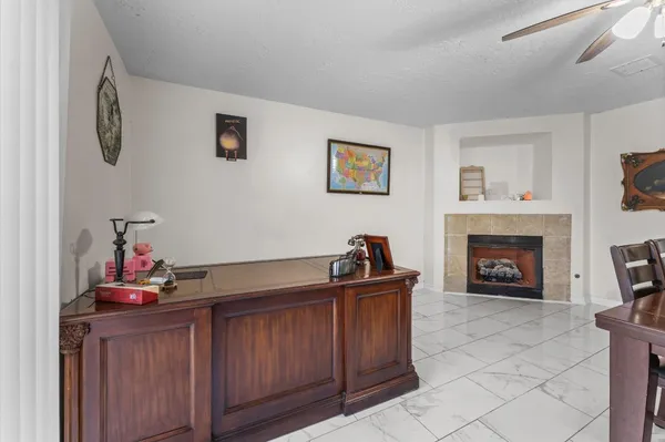 $2,650 | 228 April Waters Drive West, Conroe, TX 77356