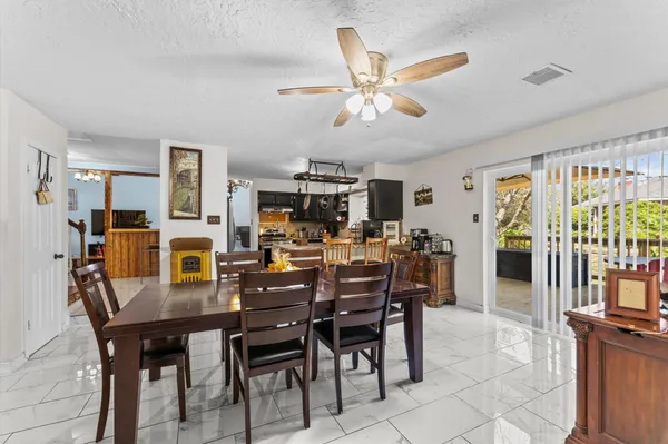 $2,650 | 228 April Waters Drive West, Conroe, TX 77356