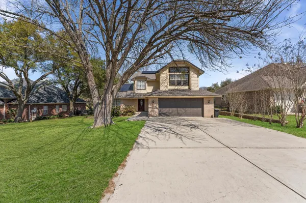 $2,650 | 228 April Waters Drive West, Conroe, TX 77356