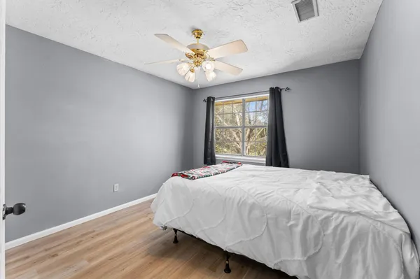 $2,650 | 228 April Waters Drive West, Conroe, TX 77356