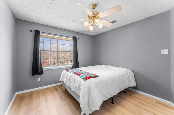 $2,650 | 228 April Waters Drive West, Conroe, TX 77356