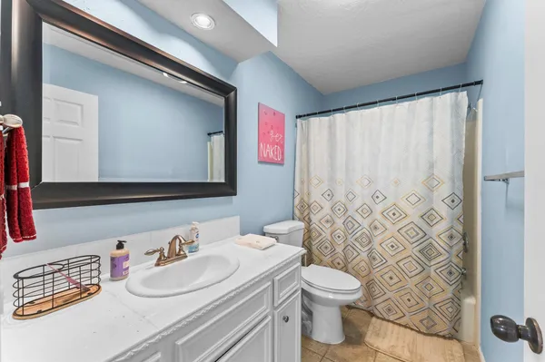 $2,650 | 228 April Waters Drive West, Conroe, TX 77356