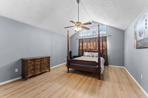 $2,650 | 228 April Waters Drive West, Conroe, TX 77356