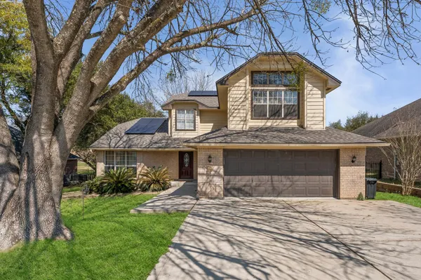 $2,650 | 228 April Waters Drive West, Conroe, TX 77356