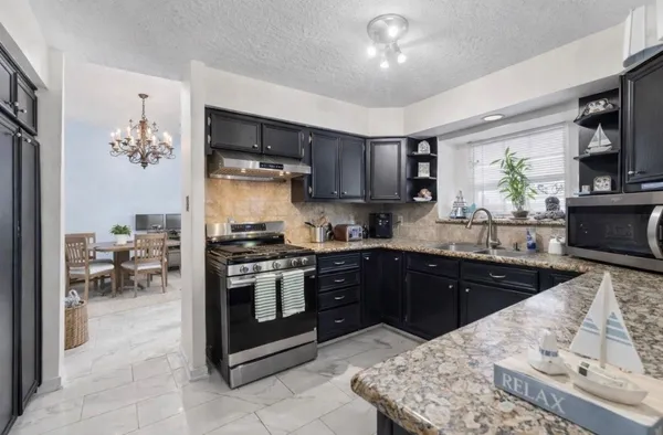 $2,650 | 228 April Waters Drive West, Conroe, TX 77356