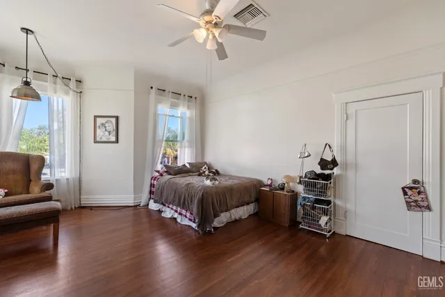 $785,000 | Undisclosed Address, Bakersfield, CA 93301