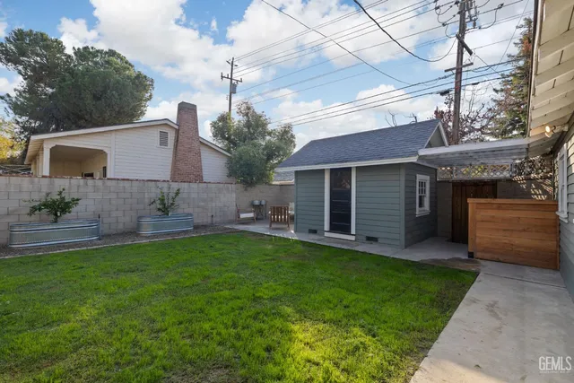 $785,000 | Undisclosed Address, Bakersfield, CA 93301