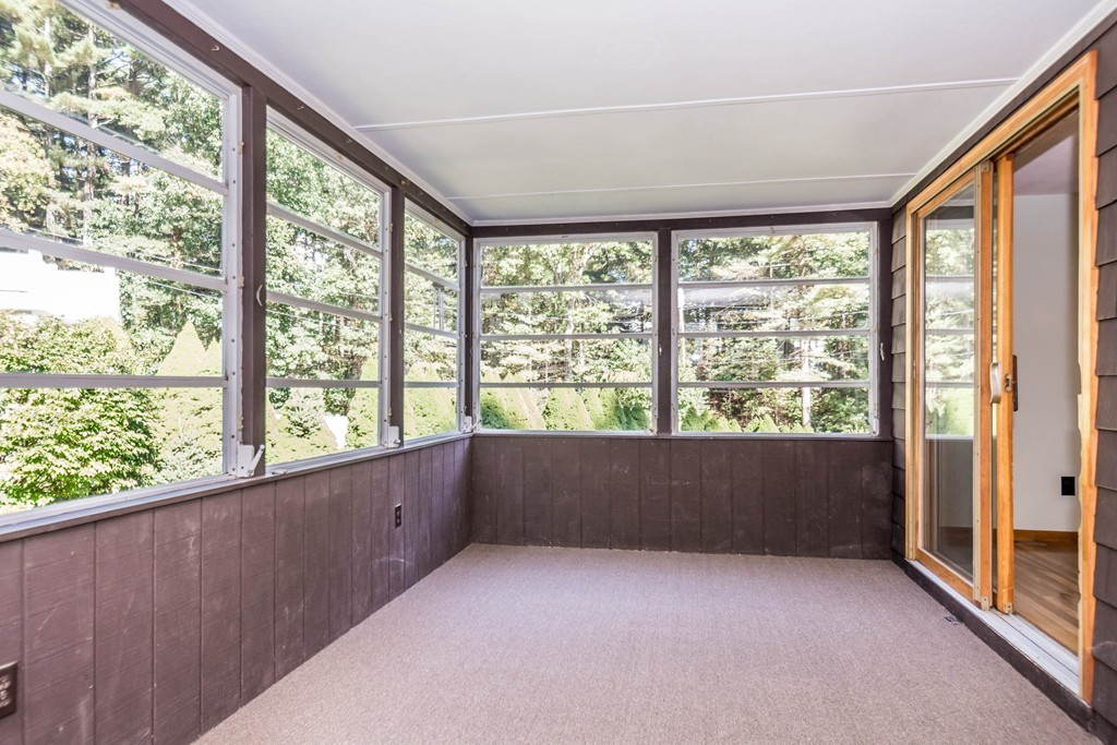 65 Outlook Road Billerica, MA 01862 - Photo 13 of 30 Gallery Image 13